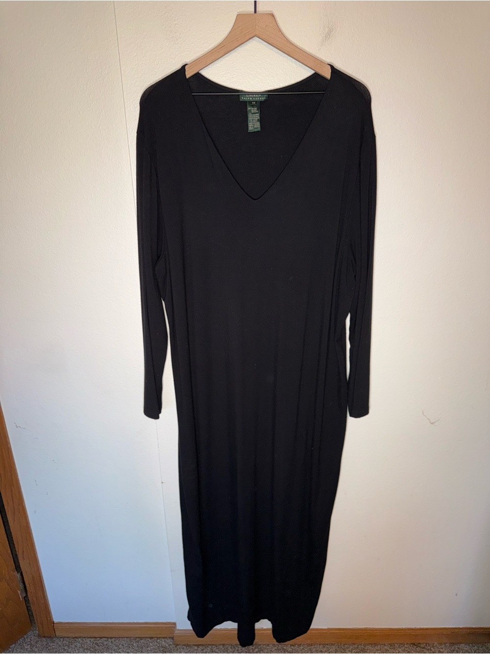 LAUREN RALPH LAUREN plus size flowy long sleeve all black v neck maxi dress 3X